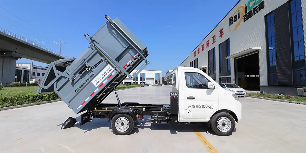 新能源側裝式垃圾車，新能源垃圾車，小型垃圾車，純電動垃圾車